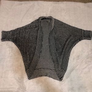 🪐 2 for $10 Cardigan Forever 21 🪐